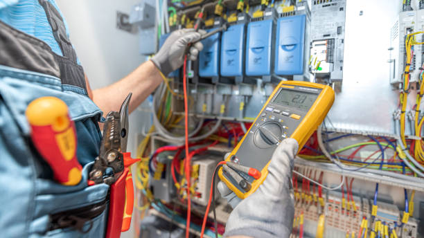 Best Circuit Breaker Repair  in Glendale, WI